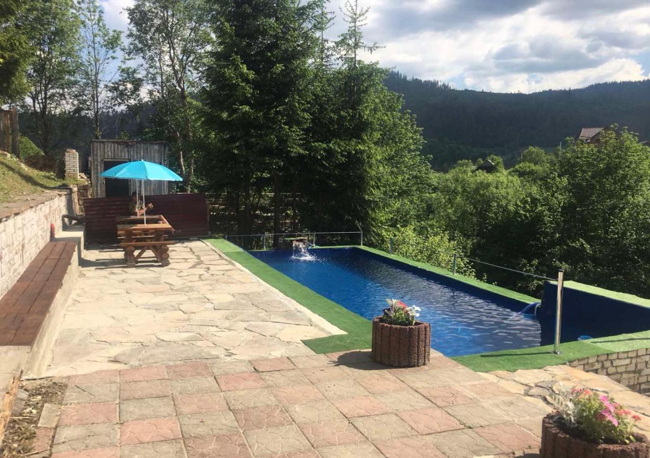 Aspen Hotel Славске Екстериор снимка