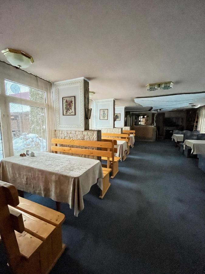 Aspen Hotel Славске Екстериор снимка