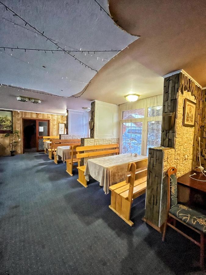 Aspen Hotel Славске Екстериор снимка