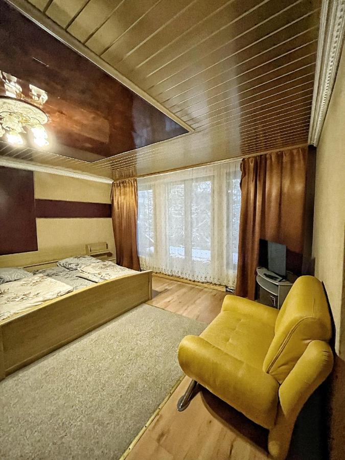 Aspen Hotel Славске Екстериор снимка