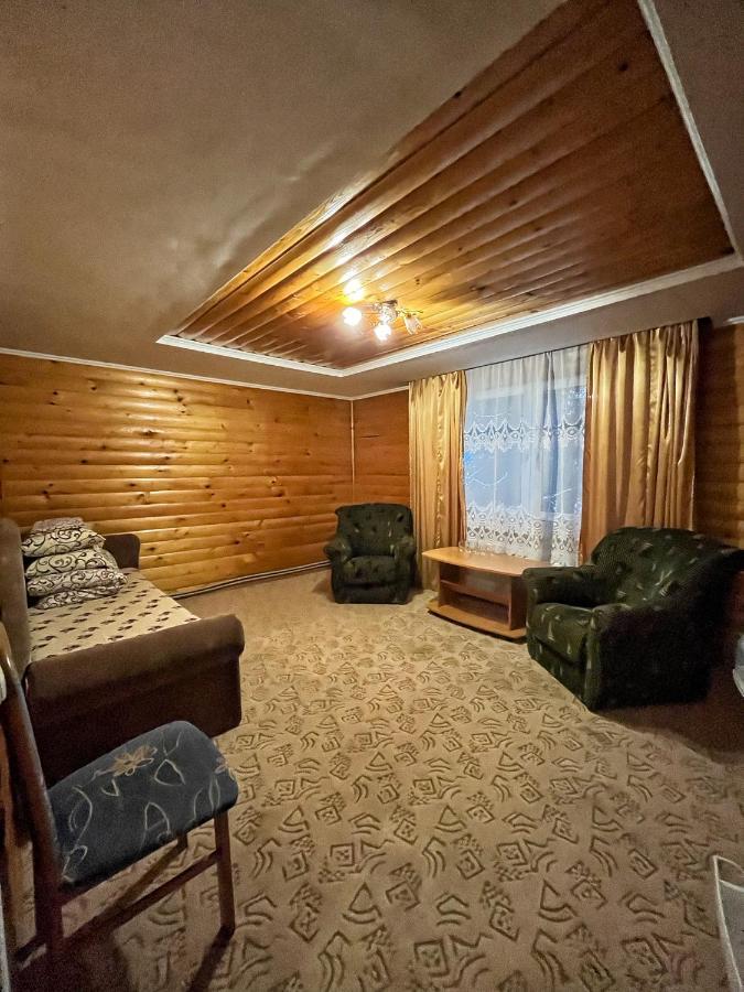 Aspen Hotel Славске Екстериор снимка