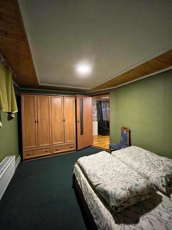 Aspen Hotel Славске Екстериор снимка