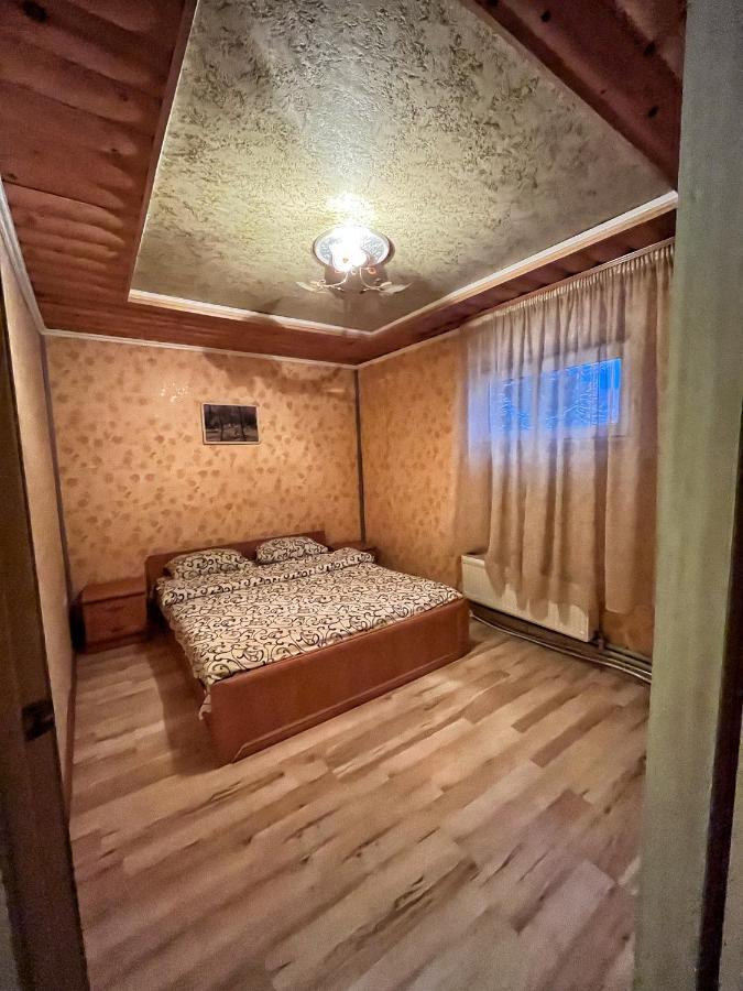 Aspen Hotel Славске Екстериор снимка