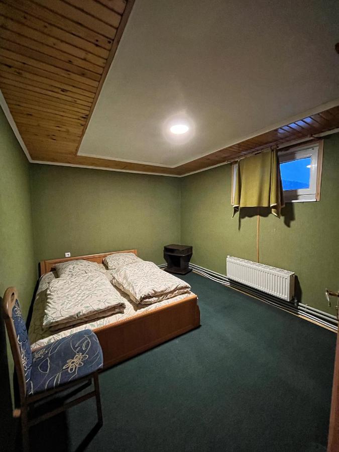 Aspen Hotel Славске Екстериор снимка